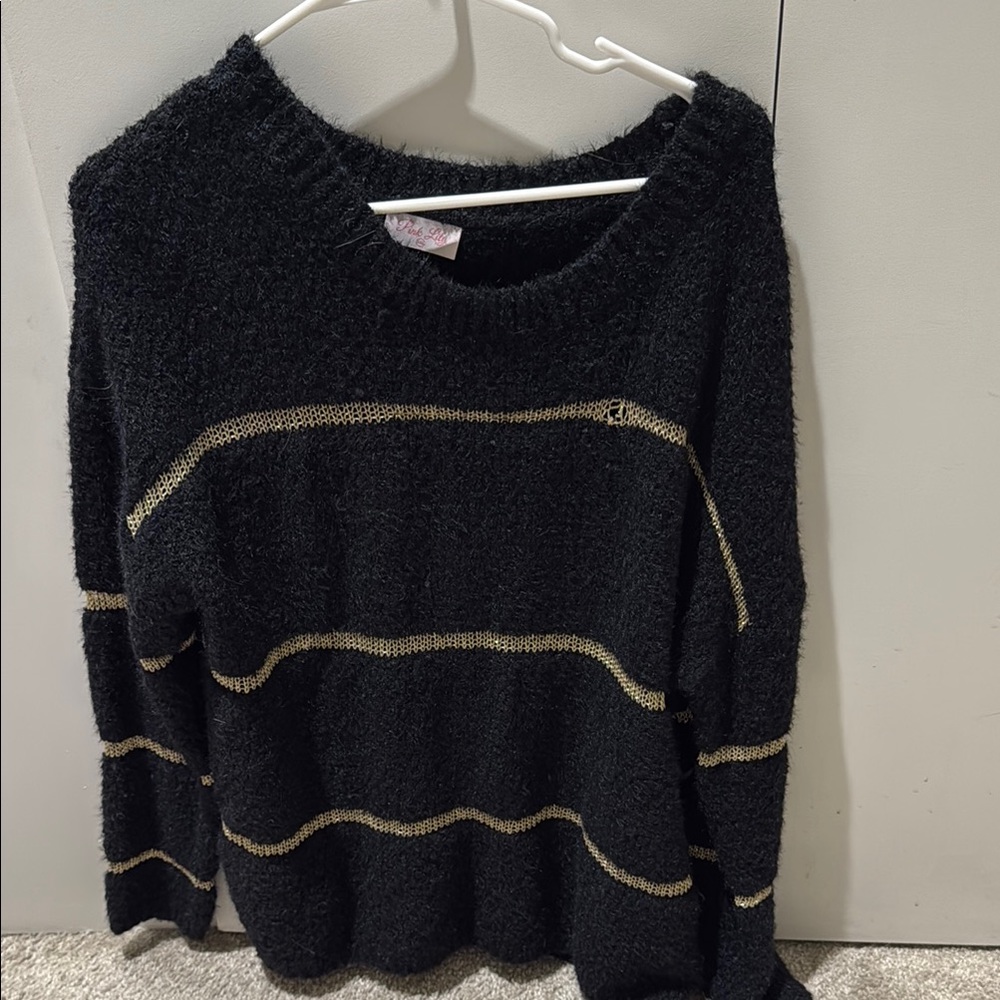 Pink Lily Black and Gold Crew Neck Sweater
